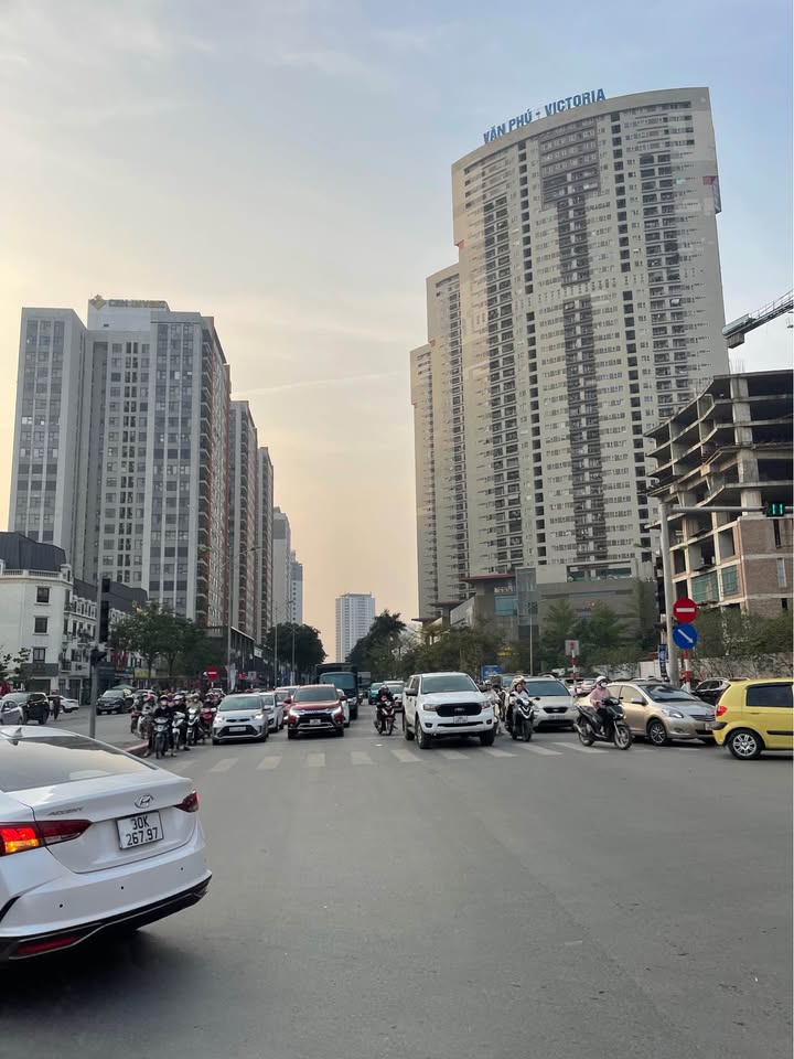 Townhouse KĐT Văn Khê Hà Đông 83m² - Hoàn thiện đẹp, giá tốt!