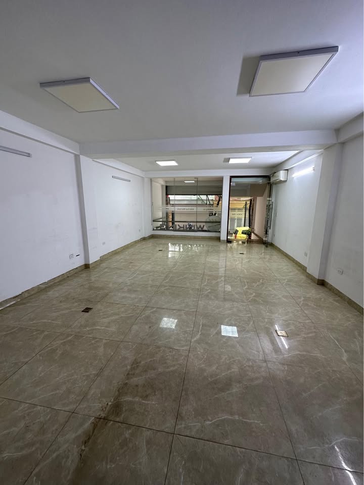 Sàn văn phòng Vạn Phúc Tố Hữu 85m² - Không gian làm việc lý tưởng!