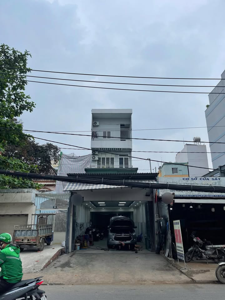 Cho thuê FrontHouse đường Ung Văn Khiêm, Bình Thạnh 150m² - Phù hợp kinh doanh đa dạng!