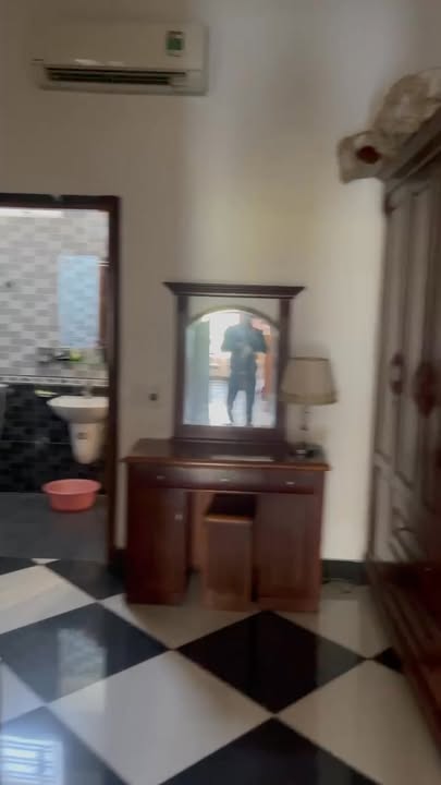 Nhà riêng Vinh 70.8m² giá 4 tỷ - Vị trí đắc địa gần chợ và trường học!