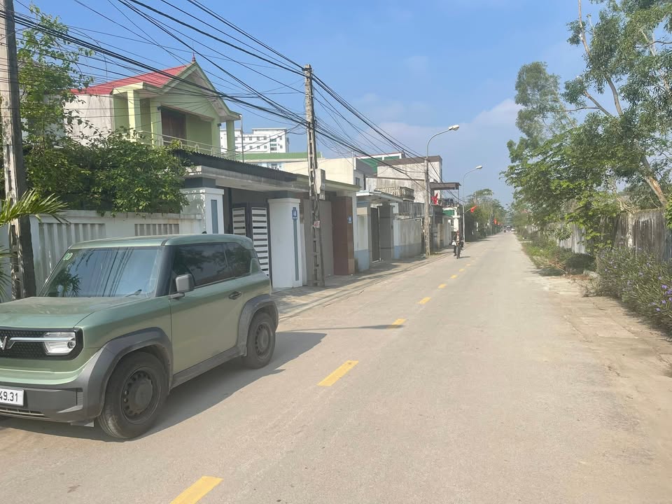 Nhà 2 tầng mặt đường Hoàng Tá Thốn, Vinh Lộc 116m² giá 5 tỷ - Sẵn sàng vào ở ngay!