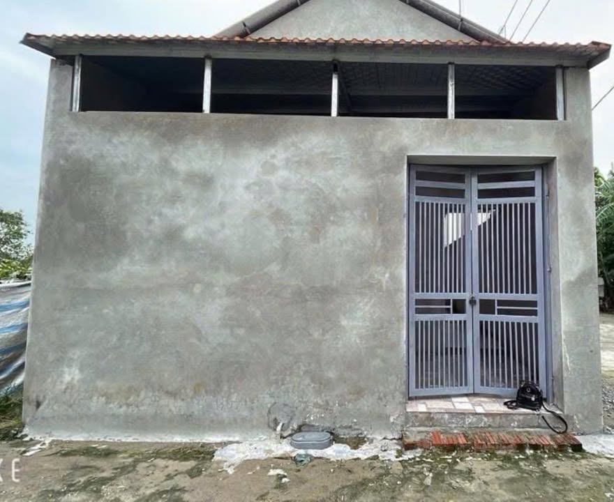 Nhà cấp 4 Cổ Bi, Gia Lâm 72m² giá 4 tỷ - Sổ đỏ chính chủ, vào ở ngay!