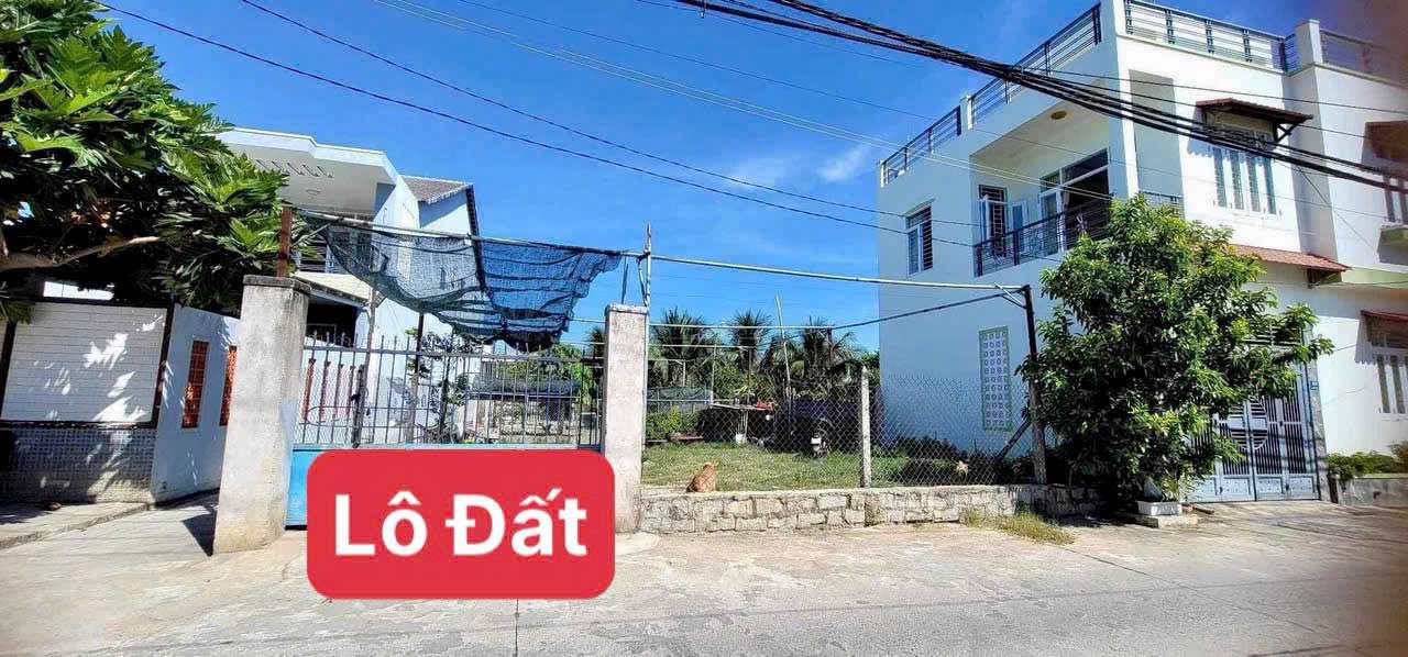 Đất lô góc 2 mặt tiền Miếu Bà, Vĩnh Thạnh, Nha Trang 138m² giá 3 tỷ - Cơ hội đầu tư hấp dẫn!