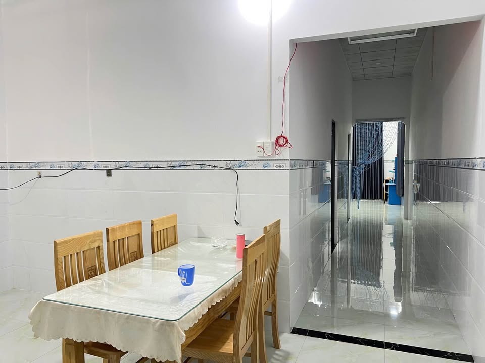 Nhà mới xây tại Vạn Phú, Vạn Ninh 200m² - Chính chủ, sổ hồng đầy đủ!