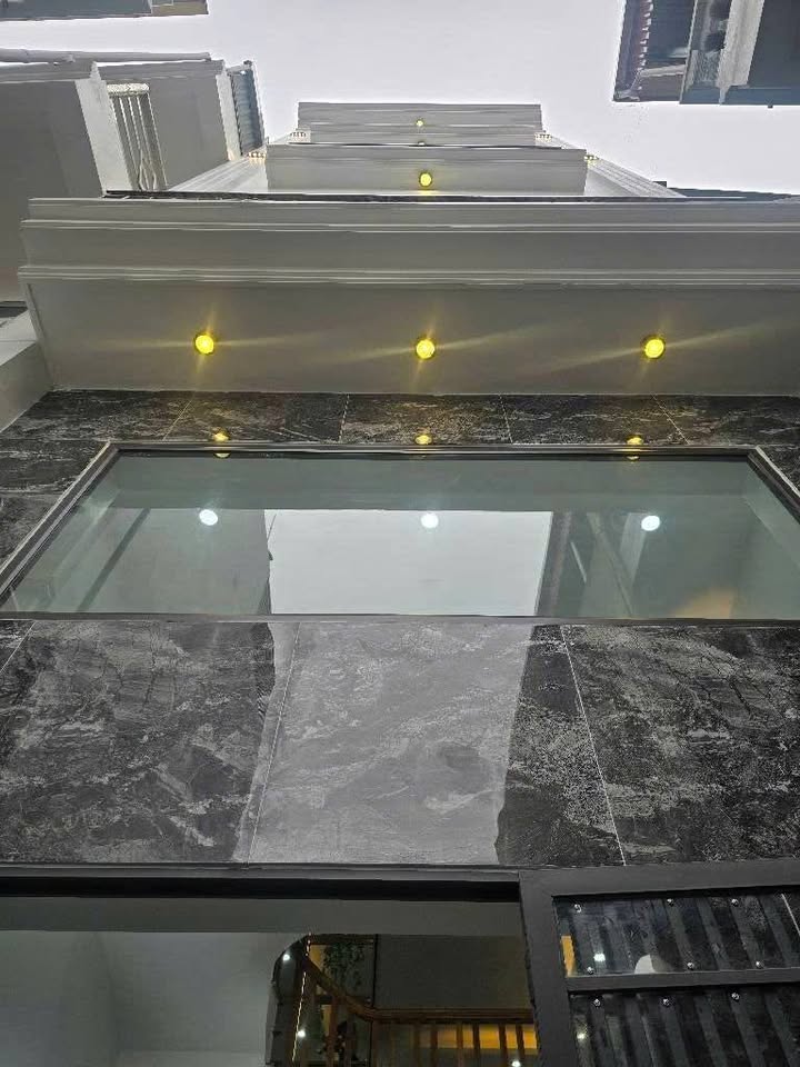 Nhà bán Thọ Am - Liên Ninh - Thanh Trì 35m² giá 5 tỷ - Thiết kế hiện đại, sổ đỏ trao tay!