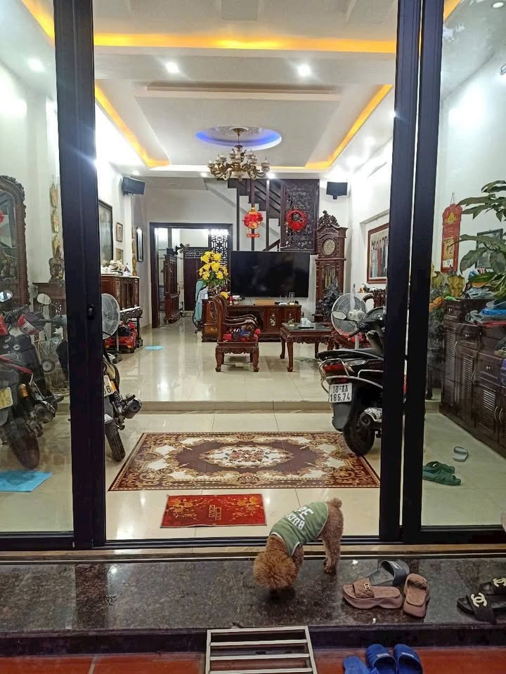 Nhà riêng Đường Kênh, Nam Định 201m² giá 9 tỷ - Kinh doanh đỉnh cao!