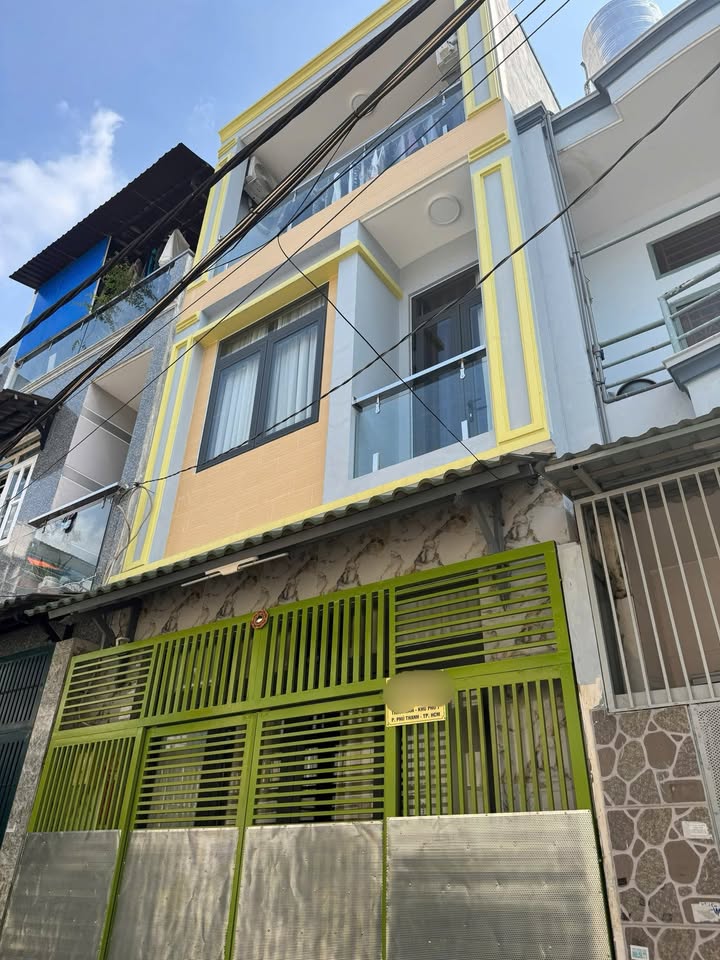 Nhà bán Tân Phú 42m² giá 5,95 tỷ - Vị trí hẻm thông thoáng, thuận tiện di chuyển!