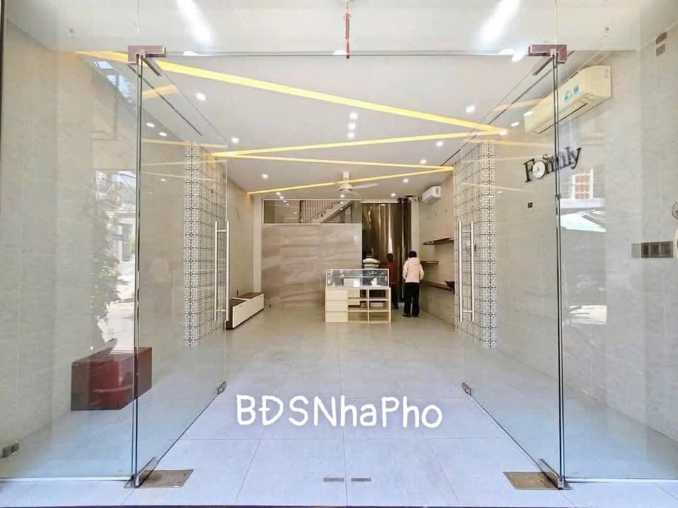 Nhà mặt tiền Lê Thanh Nghị, Đà Nẵng - 71m², cho thuê chỉ 20 triệu/tháng!
