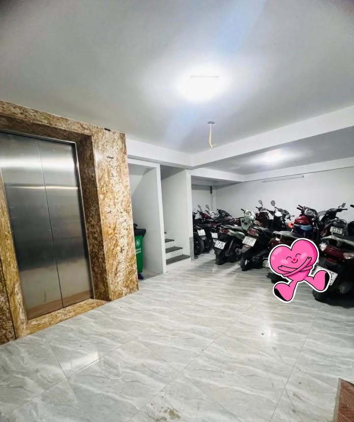 Nhà phố Xuân Đỉnh, Bắc Từ Liêm 102m² giá 39.5 tỷ - Lô góc, thang máy, sẵn giao dịch!