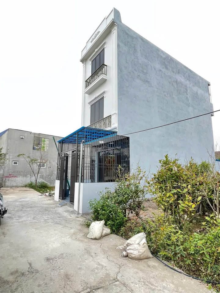 Nhà 3 tầng độc lập 61m² tại TDP Dân Hạnh - 2.68 tỷ, sẵn sàng vào ở!