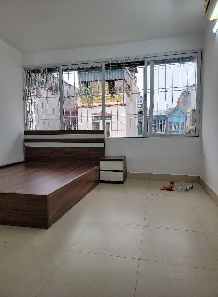 Căn hộ Tập thể Kim Giang 35m² giá 3.98 tỷ - Sổ đỏ chính chủ, giao dịch ngay!