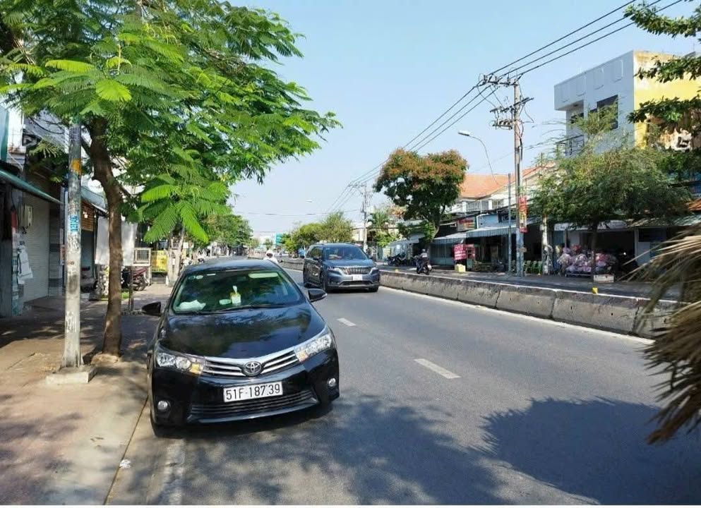 Cho thuê nhà nguyên căn mặt tiền Huỳnh Tấn Phát 210m² - Thích hợp kinh doanh đa ngành nghề!