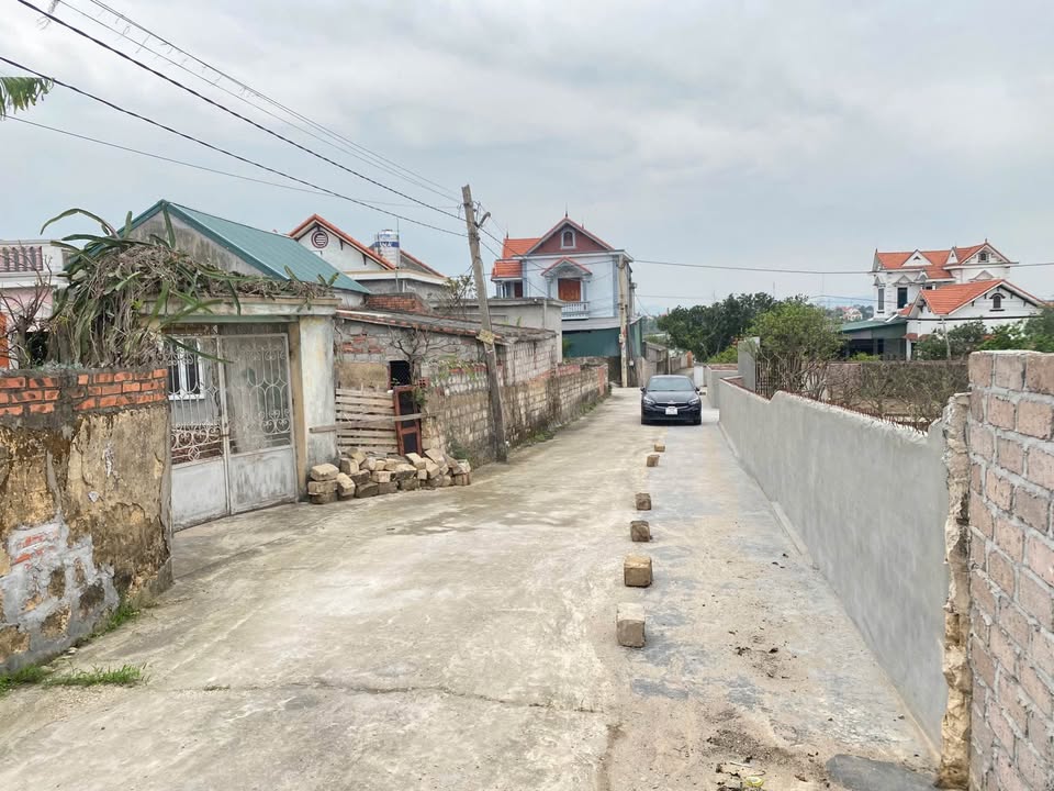 Đất thổ cư 169,5m² tại khu phố Phúc Thị, Đông Triều - Giá chỉ 400 triệu!