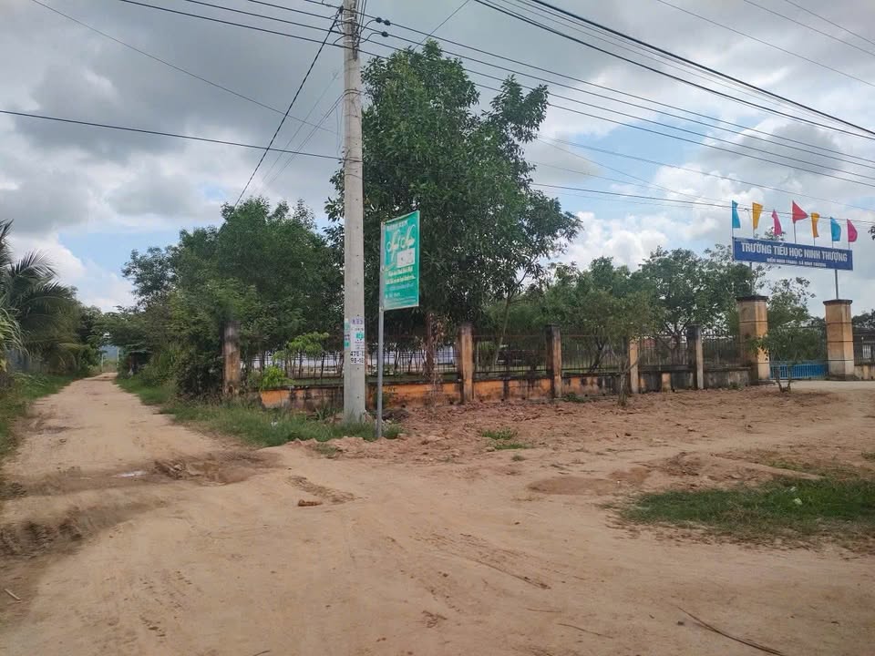 Đất nền Ninh Thượng 242m² giá 950 triệu - Cơ hội đầu tư hiếm có!