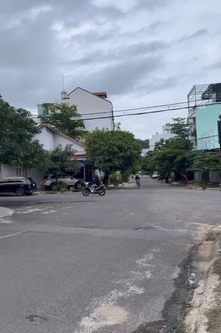 Đất mặt tiền Bùi Huy Bích, Nha Trang 74.8m² giá 6.5 tỷ - Gần biển và bến du thuyền!