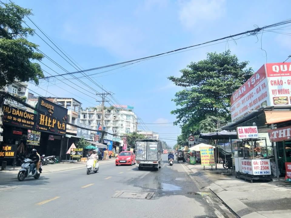 Đất mặt tiền kinh doanh Hoàng Hữu Nam, Quận 9, 186m² giá 22 tỷ - Cơ hội đầu tư sinh lời!