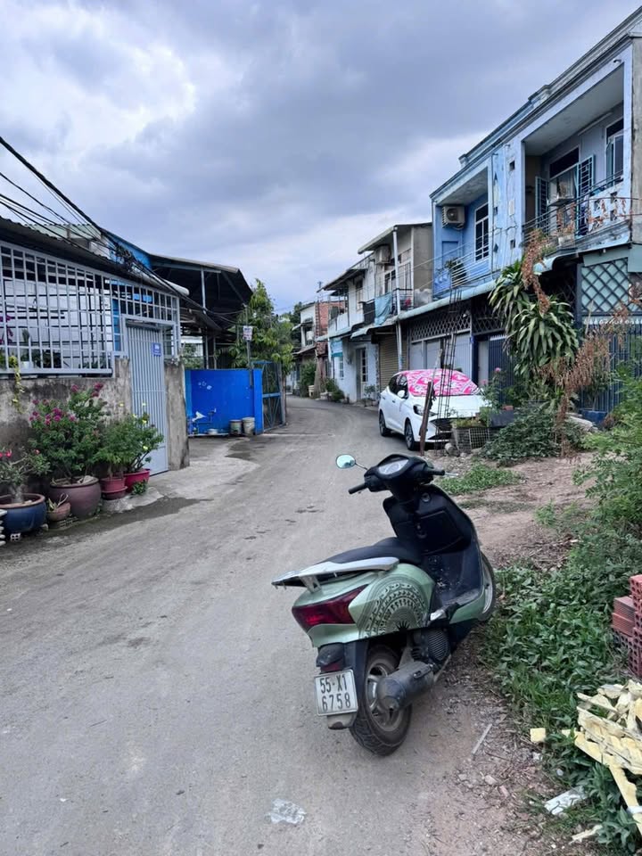 Đất mặt tiền đường Số 8 Long Bình 100m² giá 1.3 tỷ - Cơ hội đầu tư sinh lời!