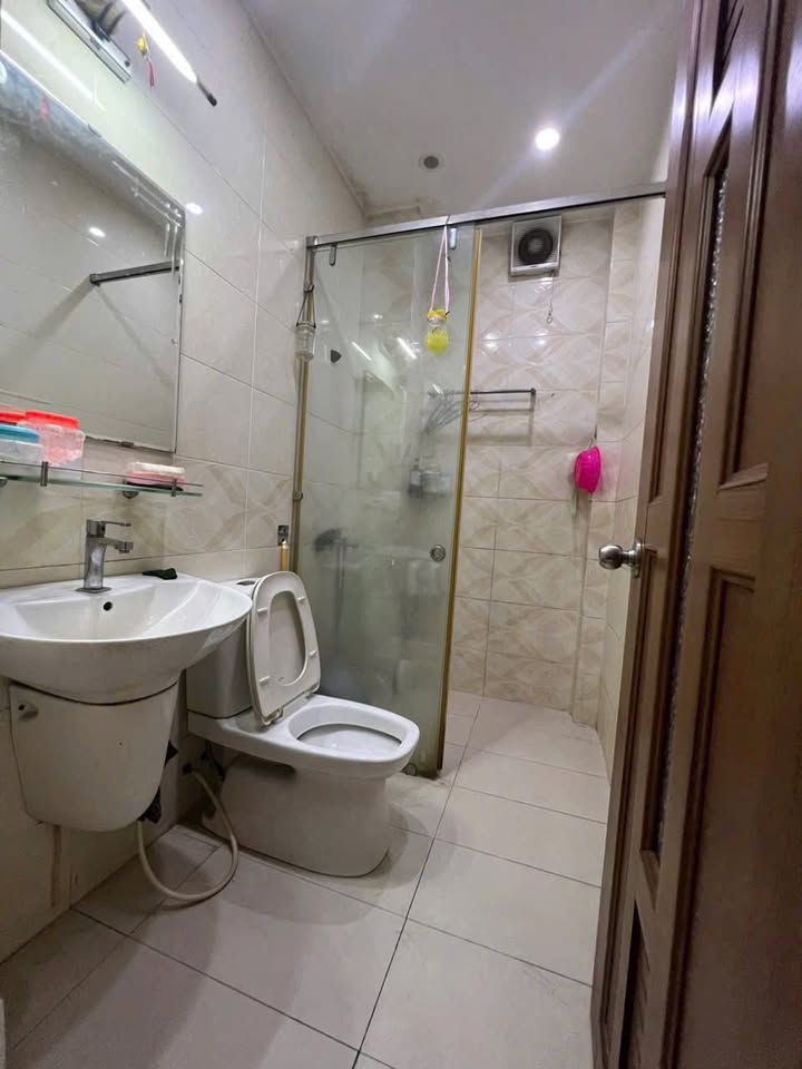 FrontHouse đường Tân Hóa Lò Gốm quận 6 diện tích 41m² - Mặt tiền rộng 10m, kinh doanh sầm uất!