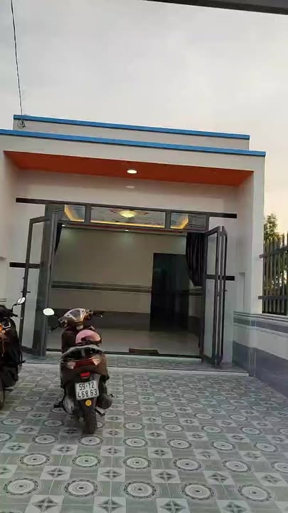 Nhà mới xây 525m² mặt tiền đường Rừng Dầu - Giá chỉ 1.95 tỷ VND!