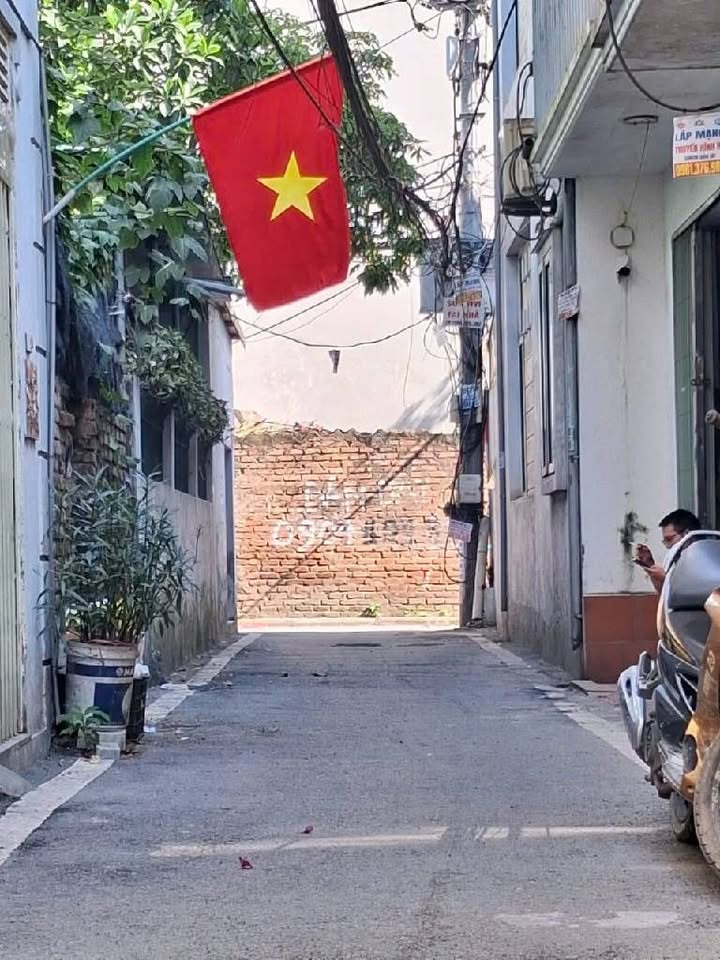 Đất Tư Đình Long Biên 34m² giá thỏa thuận - Mặt tiền 4,6m, đường ô tô tránh!