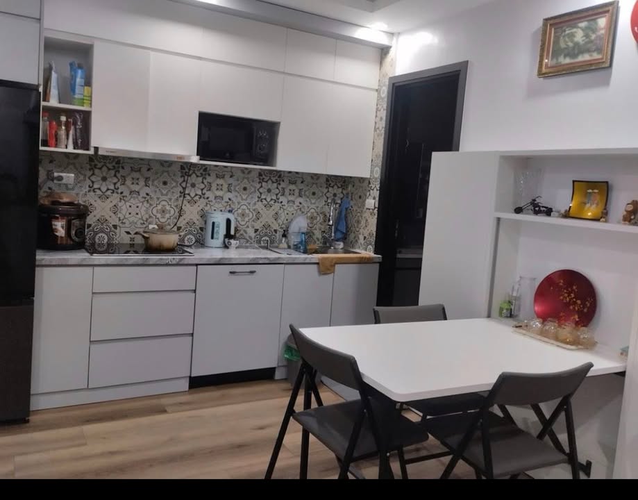 Căn hộ CCMN Nguyễn Văn Cừ, Gia Thụy 46m² giá 2.46 tỷ - Ô tô đỗ cửa, sẵn sàng ở ngay!