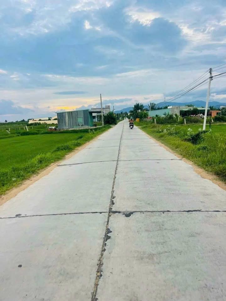 Đất nền Bình An - Hàm Chính 2600m² giá 2 tỷ - Cơ hội đầu tư tuyệt vời!