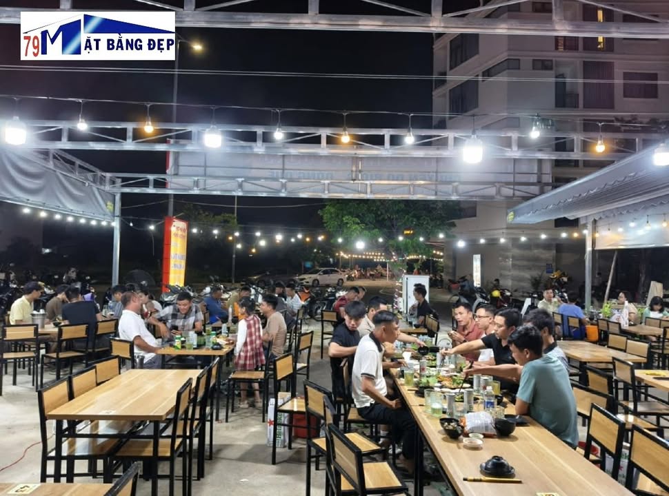 Quán Nhậu 700m² Nha Trang giá 20 triệu/tháng - Sang gấp chính chủ