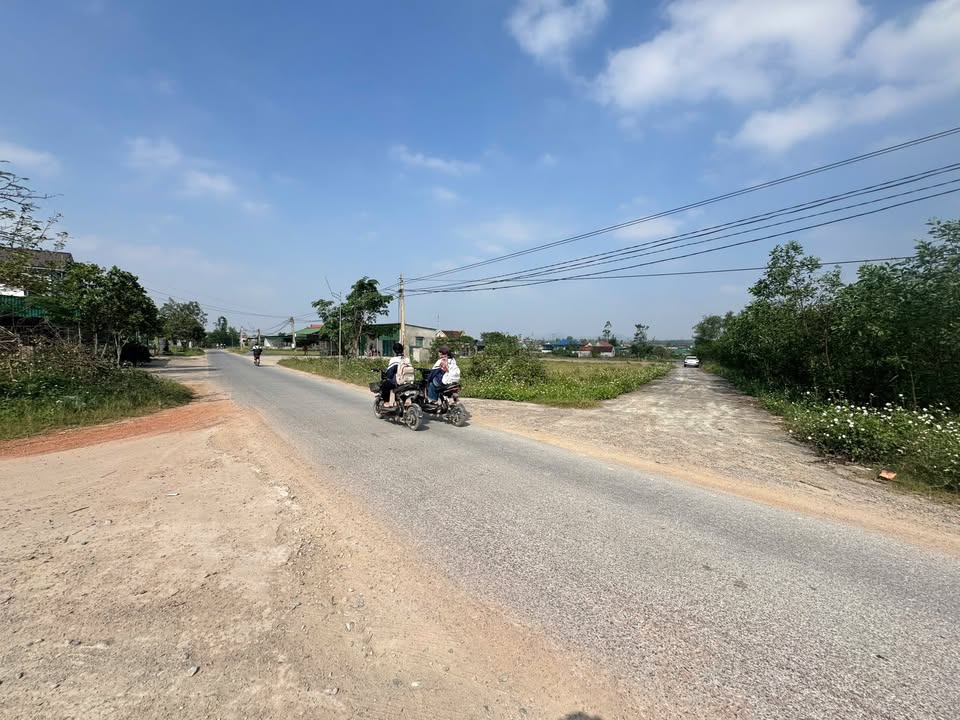 Đất nền Nghi Lộc 180m² giá 600 triệu - Đầu tư tiềm năng ngay hôm nay!