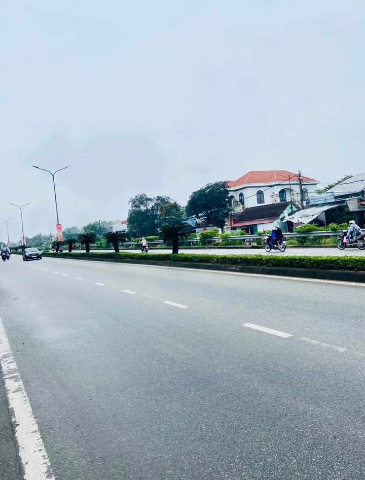 Mặt tiền kinh doanh Lê Duẩn, TP. Huế 137m² giá 5.5 tỷ - Vị trí đắc địa cho đầu tư!