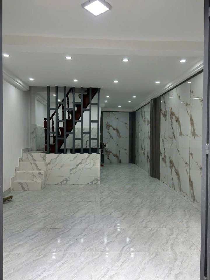 Nhà phố mặt tiền kinh doanh 14/12 Đường số 4, Bình Tân 36m² giá 4.35 tỷ - Chính chủ bán gấp!