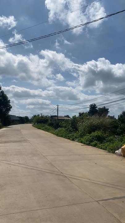 Đất nền chính chủ bán tại xã Ea Kmút, huyện Ea Kar, diện tích 400m² - Đường bê tông 33m, giá chỉ 800 triệu!