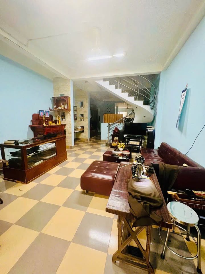 Nhà bán tại phường Tân Phong, Biên Hòa, 108m² giá 5.4 tỷ - Khu dân cư an ninh, kinh doanh sinh lời ngay!