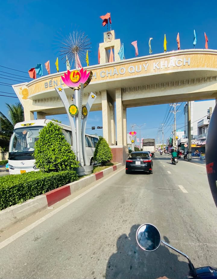 Đất mặt tiền Nguyễn Hữu Thọ Bến Lức 262m² giá 33 tỷ - Cơ hội đầu tư sinh lời cao!