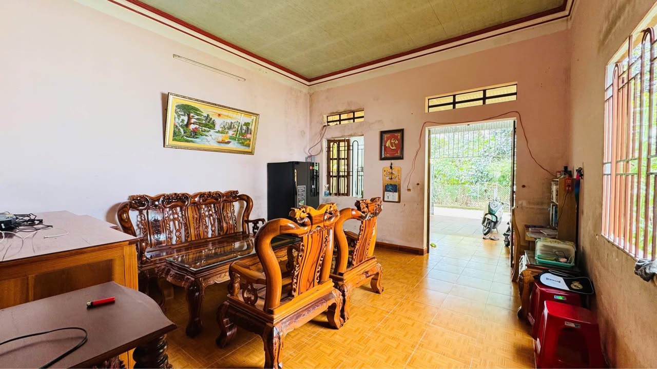 Nhà cấp 4 hẻm Huỳnh Thúc Kháng, Bảo Lộc 120m² giá 3.15 tỷ - Sẵn sàng vào ở!