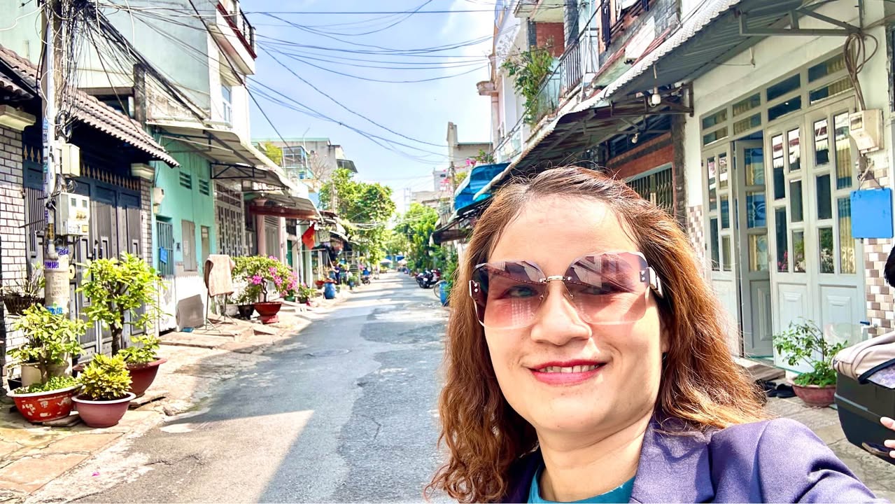 Nhà 3 tầng 4PN KDC Thủy Lợi - Bình Hòa 98m² giá 4.99 tỷ - Sẵn sàng ở ngay!