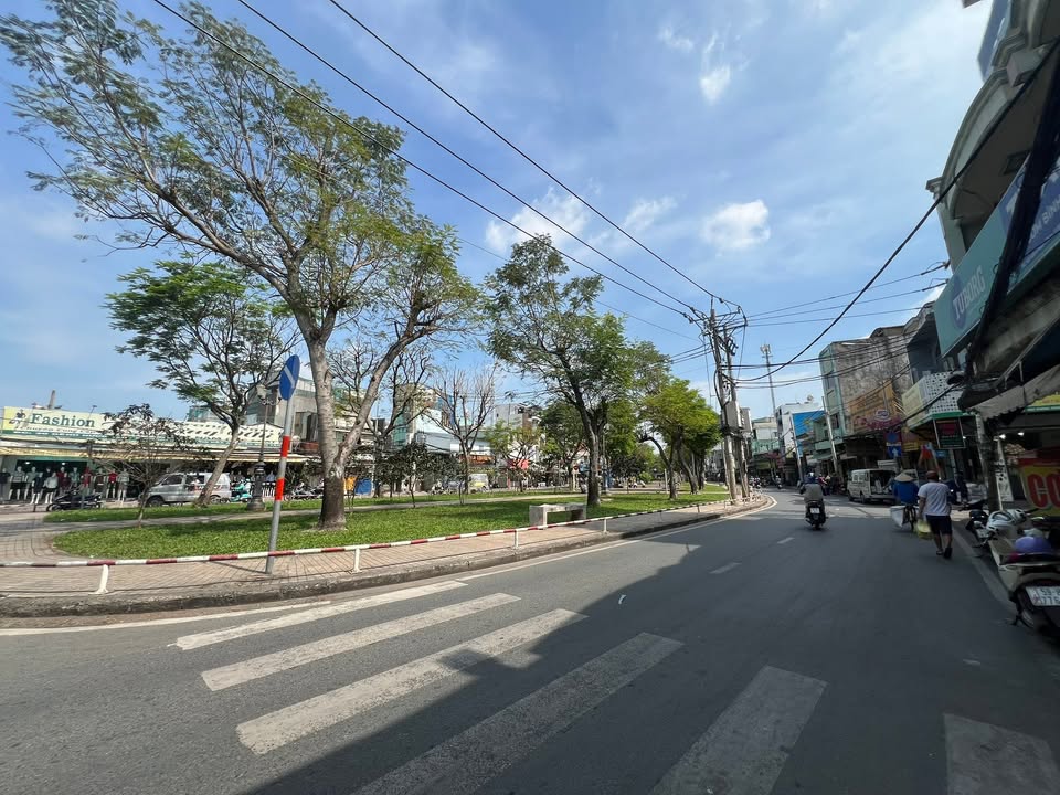 Nhà phố Bình Tân 76m² giá 6.8 tỷ - Mặt tiền đường Số, sổ đỏ chính chủ