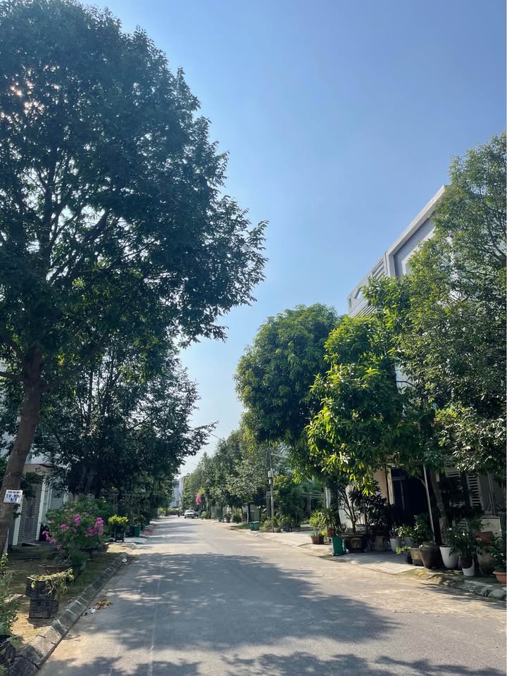 Đất nền liền kề Quảng Thắng 200m² giá 8 tỷ - Tặng nhà kho tiện nghi!