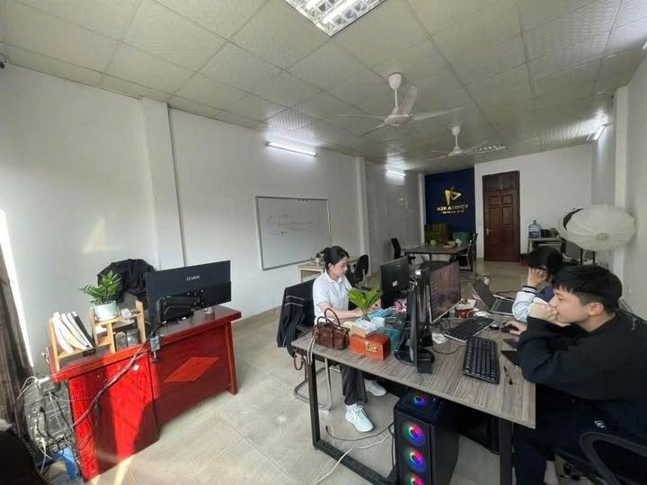 Văn phòng cho thuê tại 134 Trần Vỹ, Mai Dịch, Cầu Giấy - Giá chỉ 4.1 triệu/tháng!