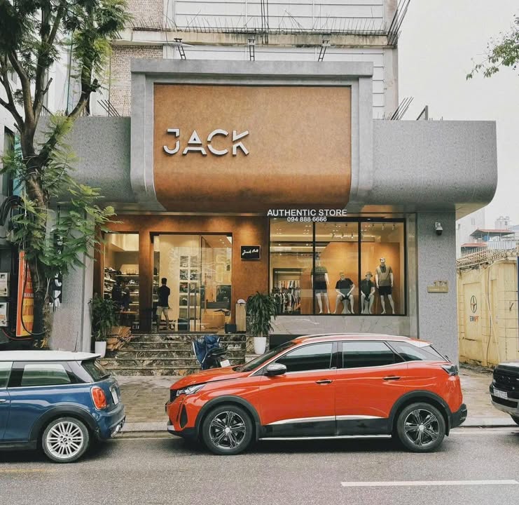 Mặt bằng kinh doanh đường Yên Lãng, Đống Đa 110m² giá 70 triệu - Vị trí đắc địa, đông đúc!