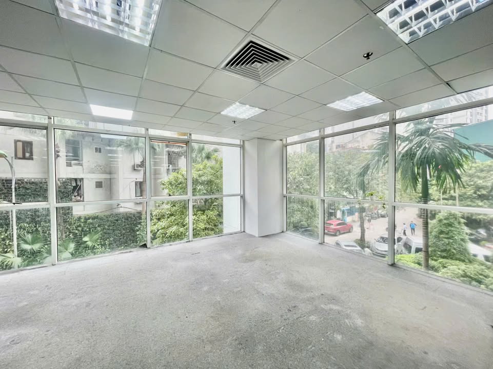 Văn phòng cho thuê tại Lê Đức Thọ, Cầu Giấy 150m² giá 30 triệu - Không gian làm việc chuyên nghiệp!
