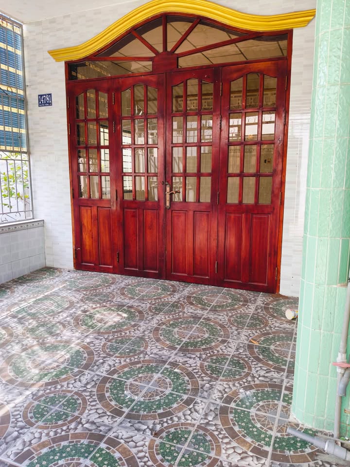 Nhà hẻm Nguyễn Thông, Quận 3, 72m² giá 1.45 tỷ - Dân cư đông đúc, sẵn sàng vào ở!