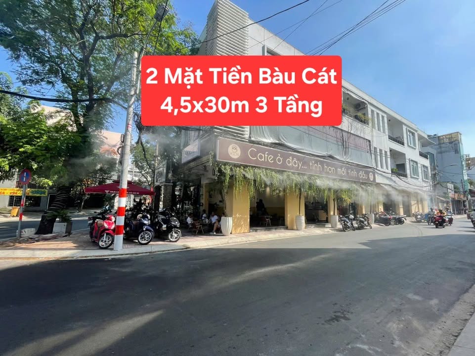 Cho thuê Front House góc Trương Công Định Tân Bình 135m² - Kinh doanh tự do, mặt tiền thoáng đãng!