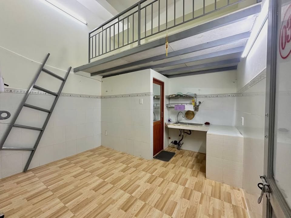 Phòng cho thuê đường Lê Trọng Tấn, Tân Phú chỉ từ 2.490.000 VND - An ninh và thoải mái!