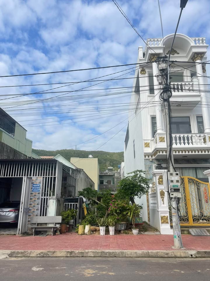 Đất nền Phước Sơn, Tuy Phước 140m² giá 2 tỷ - Vị trí đắc địa, thuận tiện sinh sống!