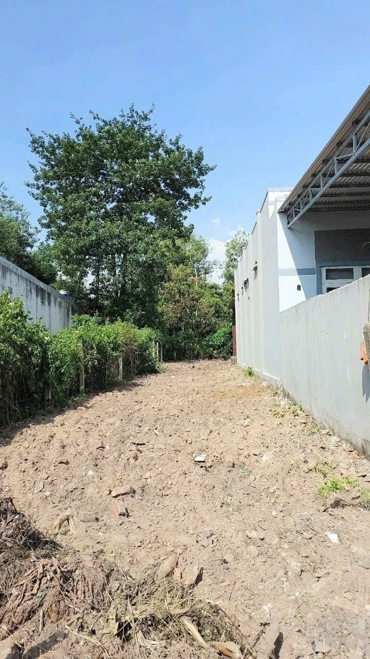 Đất nền hẻm 28 Trần Phú, Long Hoa, Tây Ninh 142m² - Giá tốt thương lượng!