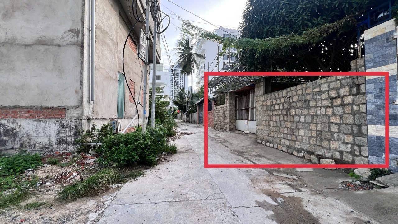 Đất nền Vĩnh Hòa Nha Trang 263m² giá chỉ 18.4 tỷ - Cách biển 50m!