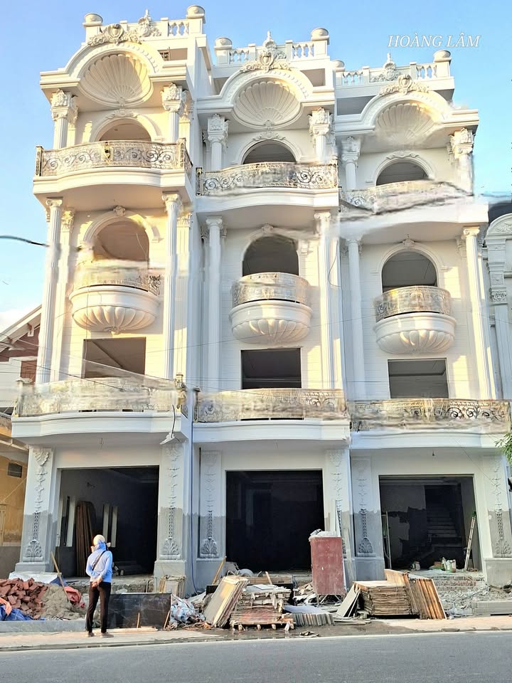 FrontHouse Rạch Giá 60m² giá 6 tỷ - Mặt đường Ngô Gia Tự, xây 4 tầng!