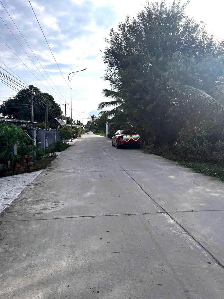 Đất nền 10.000m² mặt tiền Nguyễn Chánh, Rạch Giá - Giá chỉ 4.5 tỷ!