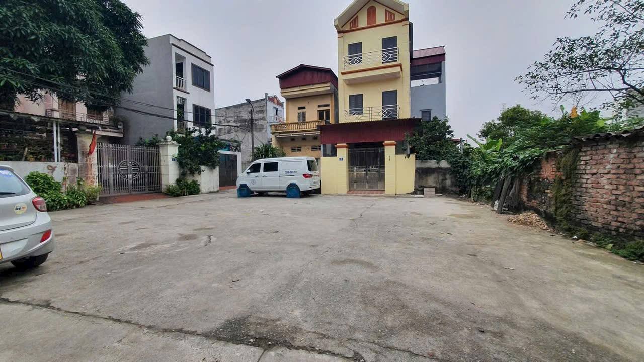 Nhà cấp 4 đường Ái Mộ, Yên Viên 89m² giá 5.5 tỷ - Ô tô vào tận nơi!