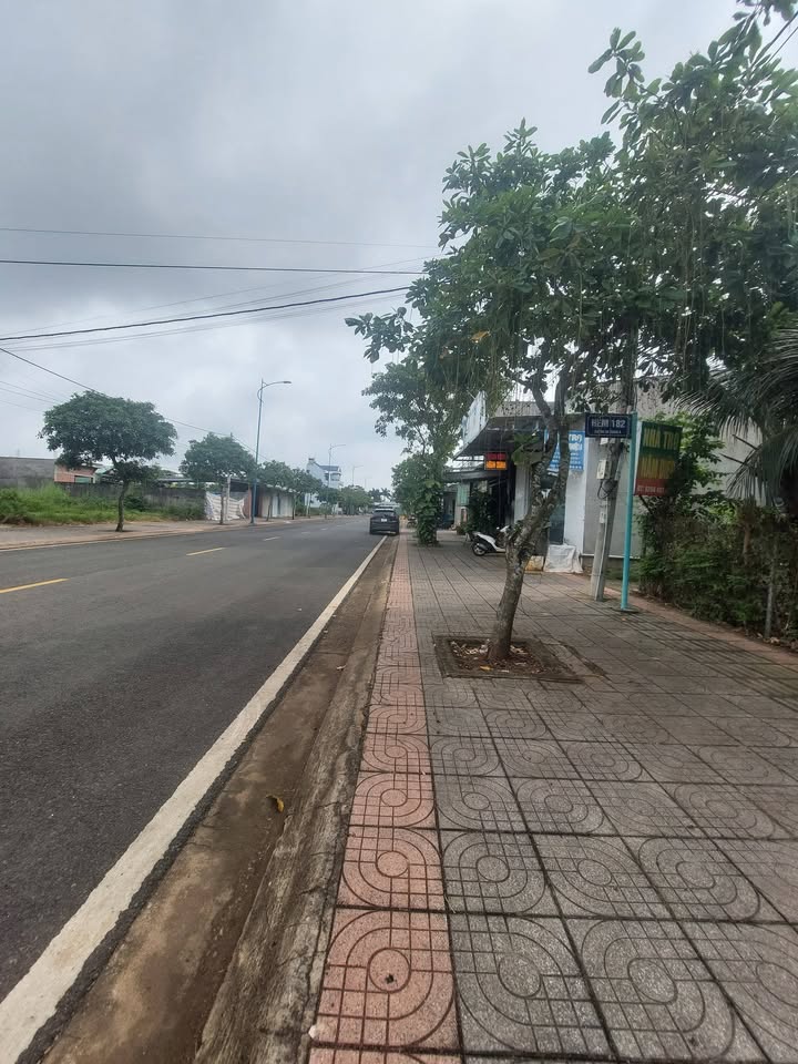 Đất thổ cư đường 30/04 Ngãi Giao 300m² - Kinh doanh đa ngành nghề